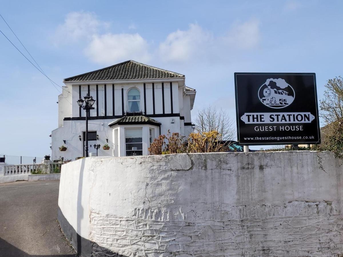 The Station Guest House Galmpton ภายนอก รูปภาพ