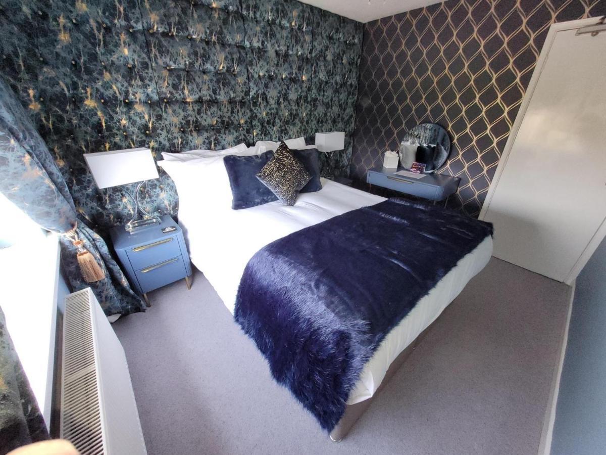 The Station Guest House Galmpton ภายนอก รูปภาพ
