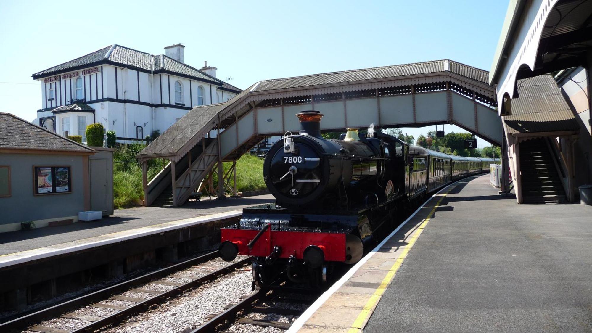 The Station Guest House Galmpton ภายนอก รูปภาพ