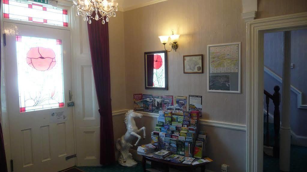 The Station Guest House Galmpton ภายนอก รูปภาพ